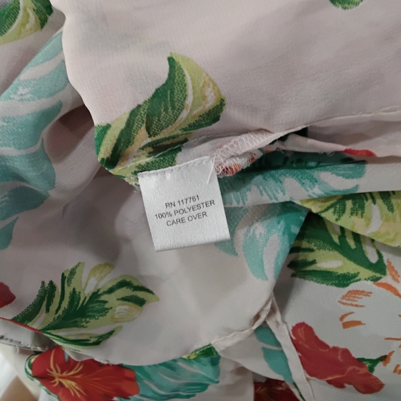 MILEAGE women'sCream and Red Peplum Blouse with Mandarin Collar Size L - Picture 7 of 9